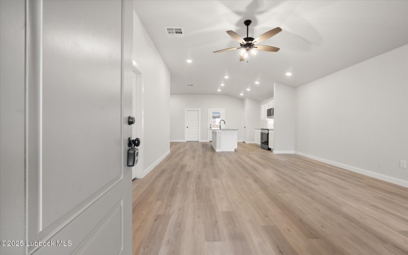 2915 Durham Avenue, Wolfforth, TX 79382, 3 Bedrooms Bedrooms, ,2 BathroomsBathrooms,Residential,For Sale,2915 Durham Avenue,202553936