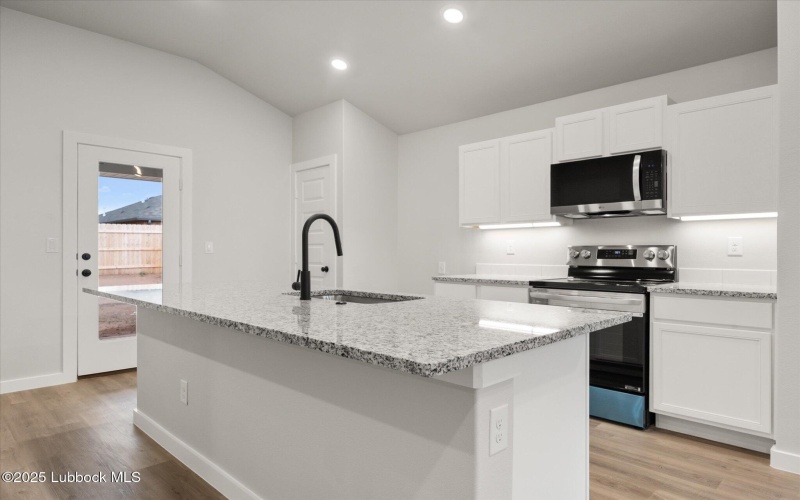 2915 Durham Avenue, Wolfforth, TX 79382, 3 Bedrooms Bedrooms, ,2 BathroomsBathrooms,Residential,For Sale,2915 Durham Avenue,202553936
