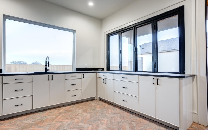7710 45th Street, Lubbock, TX 79407, 4 Habitaciones Habitaciones , ,3 BañosBaños,Residential,En Venta,7710 45th Street,202553991