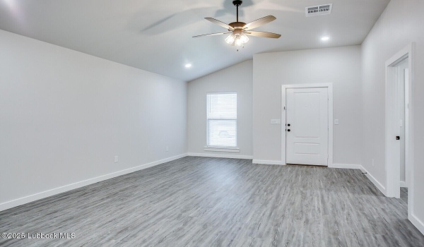 10518 Abbeville Avenue, Lubbock, TX 79424, 3 Bedrooms Bedrooms, ,2 BathroomsBathrooms,Residential Lease,For Rent,10518 Abbeville Avenue,202553996