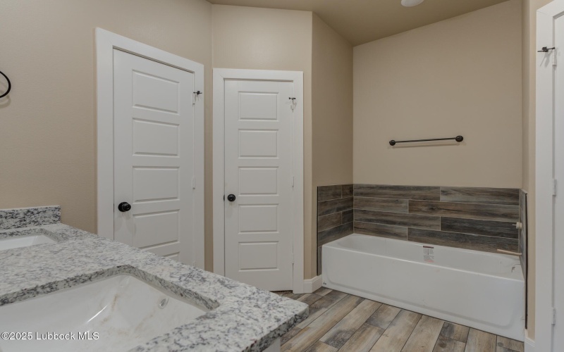 10915 County Rd 6000, Shallowater, TX 79363, 3 Bedrooms Bedrooms, ,2 BathroomsBathrooms,Residential,For Sale,10915 County Rd 6000,202554000