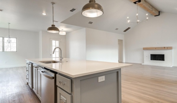 7615 52nd Street, Lubbock, TX 79407, 4 Bedrooms Bedrooms, ,3 BathroomsBathrooms,Residential,For Sale,7615 52nd Street,202552988