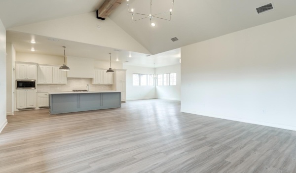 7615 52nd Street, Lubbock, TX 79407, 4 Bedrooms Bedrooms, ,3 BathroomsBathrooms,Residential,For Sale,7615 52nd Street,202552988