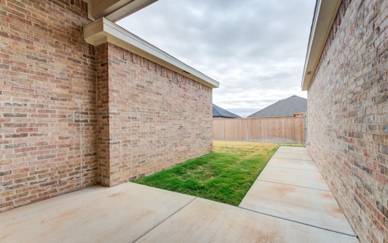 7615 52nd Street, Lubbock, TX 79407, 4 Bedrooms Bedrooms, ,3 BathroomsBathrooms,Residential,For Sale,7615 52nd Street,202552988