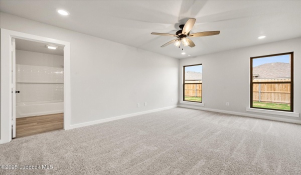 8612 29th Street, Lubbock, TX 79407, 4 Habitaciones Habitaciones , ,2 BañosBaños,Residential,En Venta,8612 29th Street,202554036