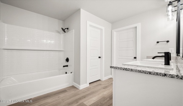 8612 29th Street, Lubbock, TX 79407, 4 Habitaciones Habitaciones , ,2 BañosBaños,Residential,En Venta,8612 29th Street,202554036