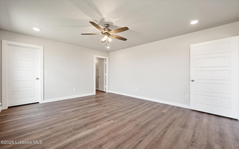 7026 8th Street, Lubbock, TX 79416, 3 Habitaciones Habitaciones , ,2 BañosBaños,Residential,En Venta,7026 8th Street,202554037