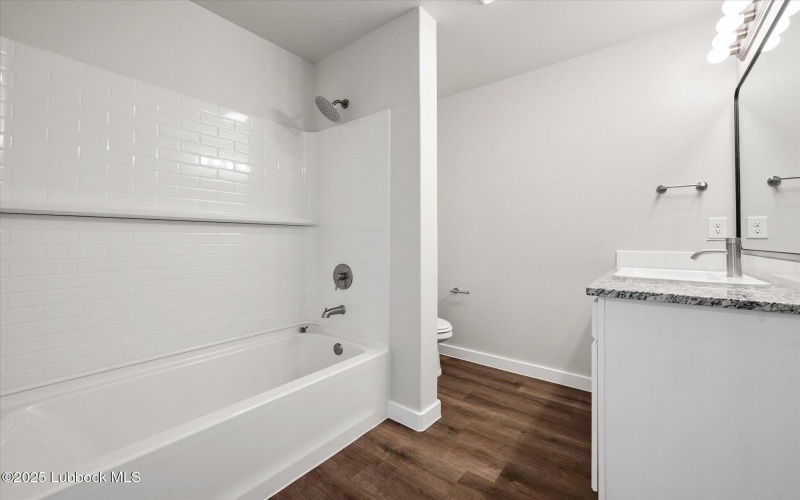 7026 8th Street, Lubbock, TX 79416, 3 Habitaciones Habitaciones , ,2 BañosBaños,Residential,En Venta,7026 8th Street,202554037