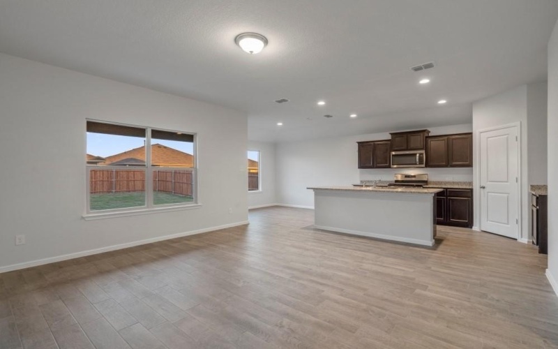 8621 WILLOWSUN Way, Fort Worth, TX 76131, 3 Bedrooms Bedrooms, ,2 BathroomsBathrooms,Residential,For Sale,8621 WILLOWSUN Way,20240100