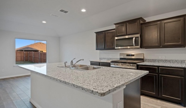 8621 WILLOWSUN Way, Fort Worth, TX 76131, 3 Bedrooms Bedrooms, ,2 BathroomsBathrooms,Residential,For Sale,8621 WILLOWSUN Way,20240100