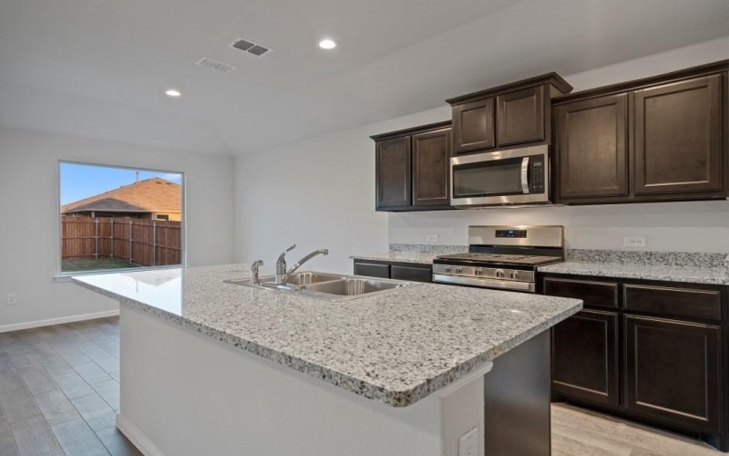 8621 WILLOWSUN Way, Fort Worth, TX 76131, 3 Bedrooms Bedrooms, ,2 BathroomsBathrooms,Residential,For Sale,8621 WILLOWSUN Way,20240100