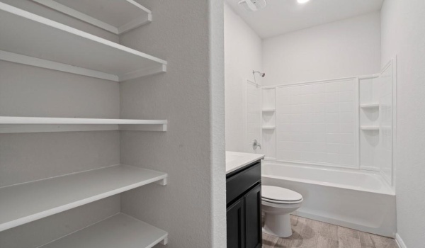 8621 WILLOWSUN Way, Fort Worth, TX 76131, 3 Bedrooms Bedrooms, ,2 BathroomsBathrooms,Residential,For Sale,8621 WILLOWSUN Way,20240100