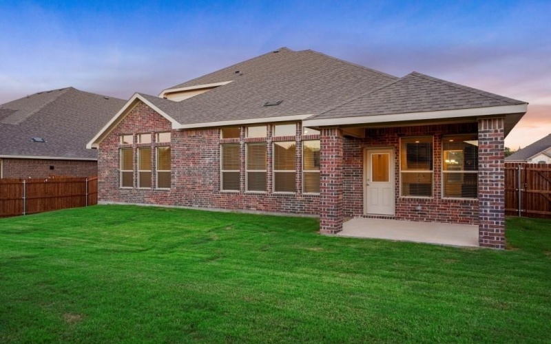 829 SUMMER GROVE Drive, Midlothian, TX 76065, 4 Habitaciones Habitaciones , ,3 BañosBaños,Residential,En Venta,829 SUMMER GROVE Drive,20241553