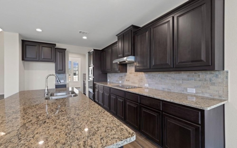 829 SUMMER GROVE Drive, Midlothian, TX 76065, 4 Habitaciones Habitaciones , ,3 BañosBaños,Residential,En Venta,829 SUMMER GROVE Drive,20241553