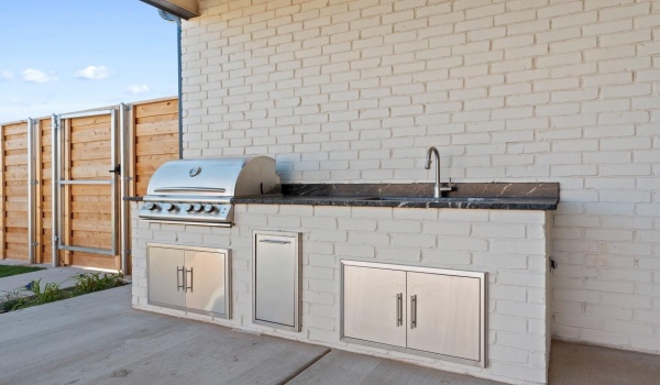 3902 148th Street, Lubbock, TX 79423, 5 Bedrooms Bedrooms, ,5 BathroomsBathrooms,Residential,For Sale,3902 148th Street,202553064
