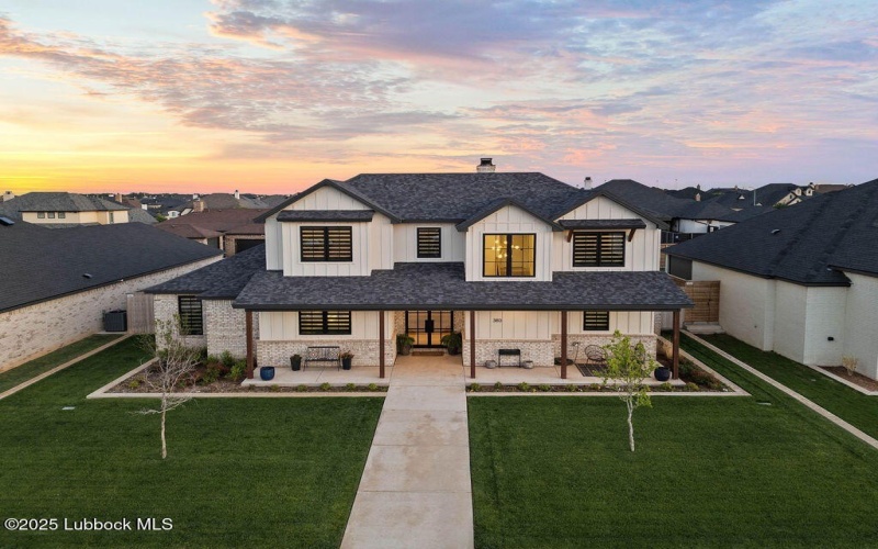 3813 136th Street, Lubbock, TX 79423, 4 Bedrooms Bedrooms, ,5 BathroomsBathrooms,Residential,For Sale,3813 136th Street,202554131