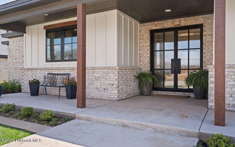 3813 136th Street, Lubbock, TX 79423, 4 Bedrooms Bedrooms, ,5 BathroomsBathrooms,Residential,For Sale,3813 136th Street,202554131