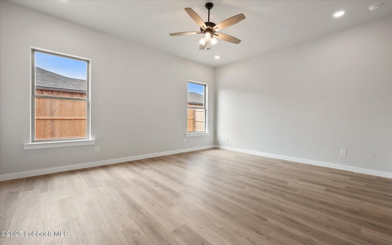 6915 55th Street, Lubbock, TX 79407, 3 Habitaciones Habitaciones , ,2 BañosBaños,Residential,En Venta,6915 55th Street,202554137