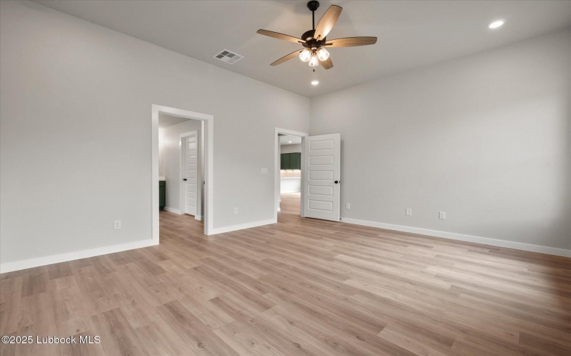 6915 55th Street, Lubbock, TX 79407, 3 Habitaciones Habitaciones , ,2 BañosBaños,Residential,En Venta,6915 55th Street,202554137