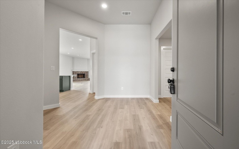6915 55th Street, Lubbock, TX 79407, 3 Habitaciones Habitaciones , ,2 BañosBaños,Residential,En Venta,6915 55th Street,202554137