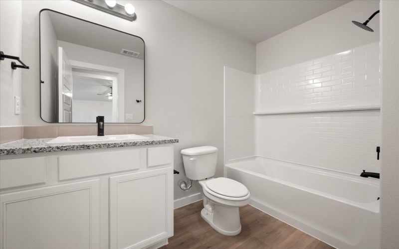 7033 8th Street, Lubbock, TX 79416, 4 Habitaciones Habitaciones , ,2 BañosBaños,Residential,En Venta,7033 8th Street,202553097
