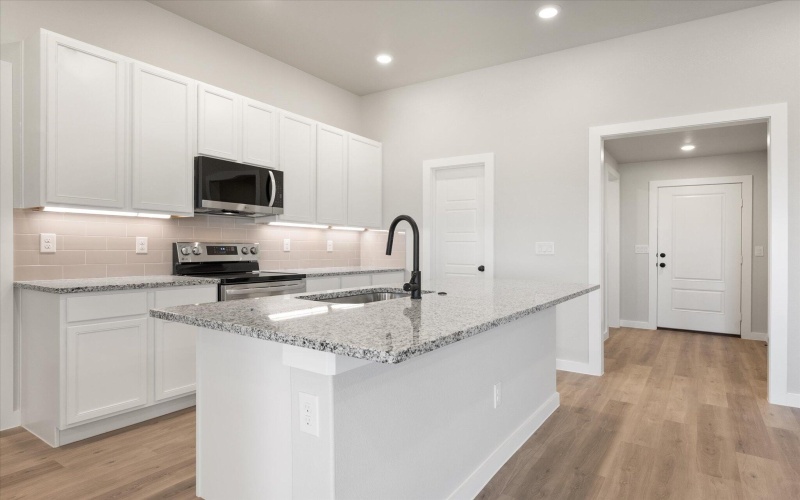 7033 8th Street, Lubbock, TX 79416, 4 Habitaciones Habitaciones , ,2 BañosBaños,Residential,En Venta,7033 8th Street,202553097