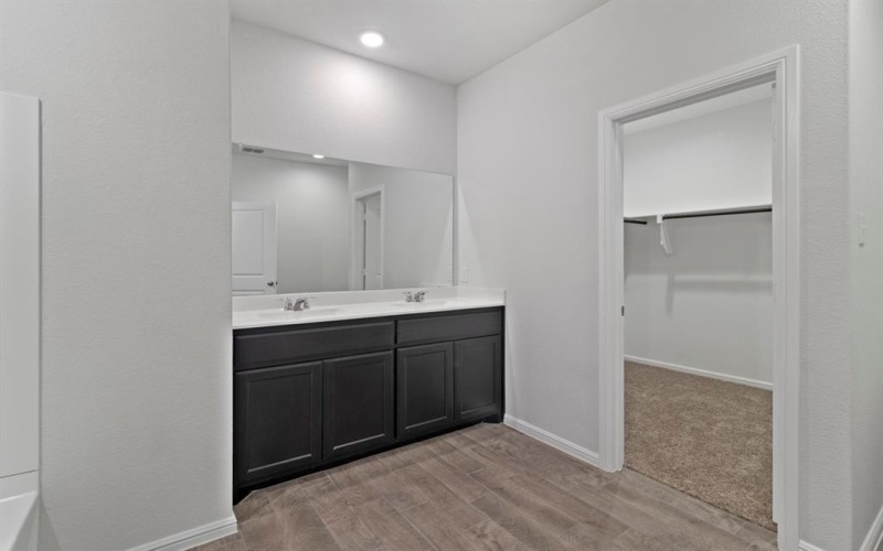 6328 BLACKSMITH Avenue, Fort Worth, TX 76179, 4 Bedrooms Bedrooms, ,2 BathroomsBathrooms,Residential,For Sale,6328 BLACKSMITH Avenue,20250702