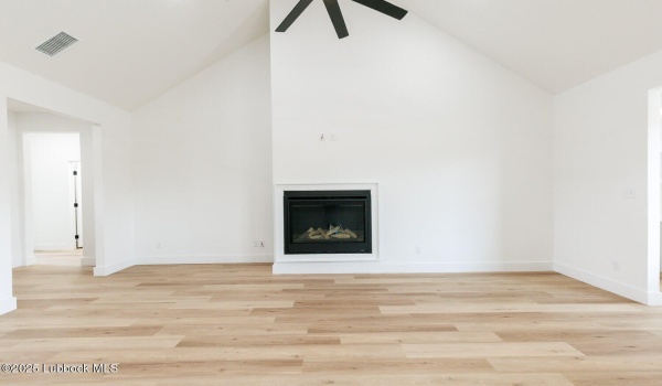 6945 12th Street, Lubbock, TX 79416, 3 Bedrooms Bedrooms, ,2 BathroomsBathrooms,Residential,For Sale,6945 12th Street,202553106