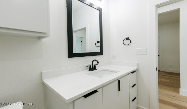 6945 12th Street, Lubbock, TX 79416, 3 Bedrooms Bedrooms, ,2 BathroomsBathrooms,Residential,For Sale,6945 12th Street,202553106