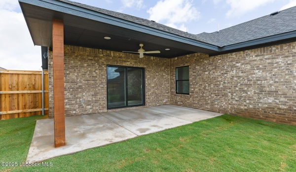6945 12th Street, Lubbock, TX 79416, 3 Bedrooms Bedrooms, ,2 BathroomsBathrooms,Residential,For Sale,6945 12th Street,202553106