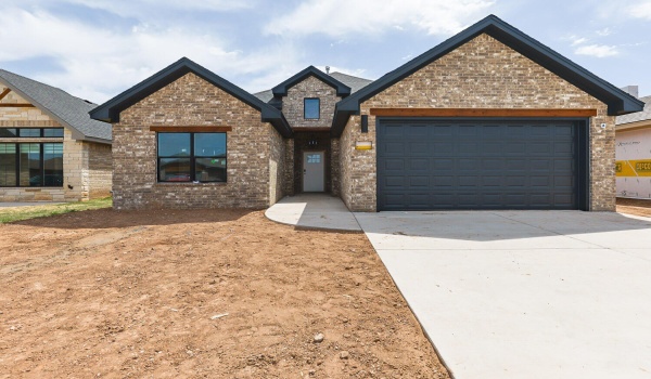 6945 12th Street, Lubbock, TX 79416, 3 Bedrooms Bedrooms, ,2 BathroomsBathrooms,Residential,For Sale,6945 12th Street,202553106