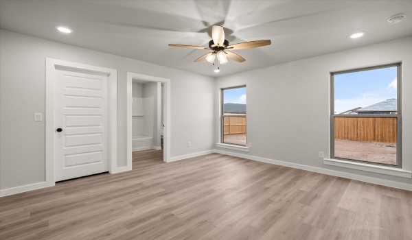 2206 134th Street, Lubbock, TX 79423, 3 Bedrooms Bedrooms, ,2 BathroomsBathrooms,Residential,For Sale,2206 134th Street,202553131