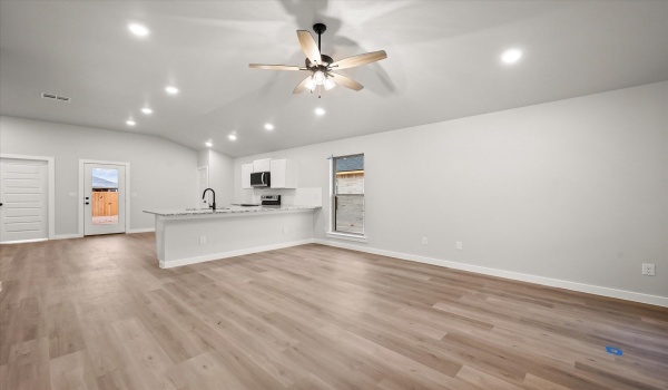 2206 134th Street, Lubbock, TX 79423, 3 Bedrooms Bedrooms, ,2 BathroomsBathrooms,Residential,For Sale,2206 134th Street,202553131