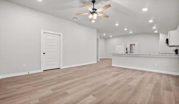 2206 134th Street, Lubbock, TX 79423, 3 Bedrooms Bedrooms, ,2 BathroomsBathrooms,Residential,For Sale,2206 134th Street,202553131