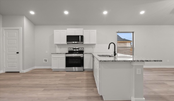2206 134th Street, Lubbock, TX 79423, 3 Bedrooms Bedrooms, ,2 BathroomsBathrooms,Residential,For Sale,2206 134th Street,202553131
