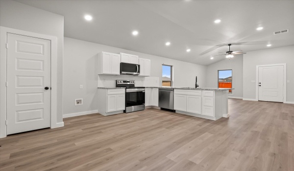 2206 134th Street, Lubbock, TX 79423, 3 Bedrooms Bedrooms, ,2 BathroomsBathrooms,Residential,For Sale,2206 134th Street,202553131