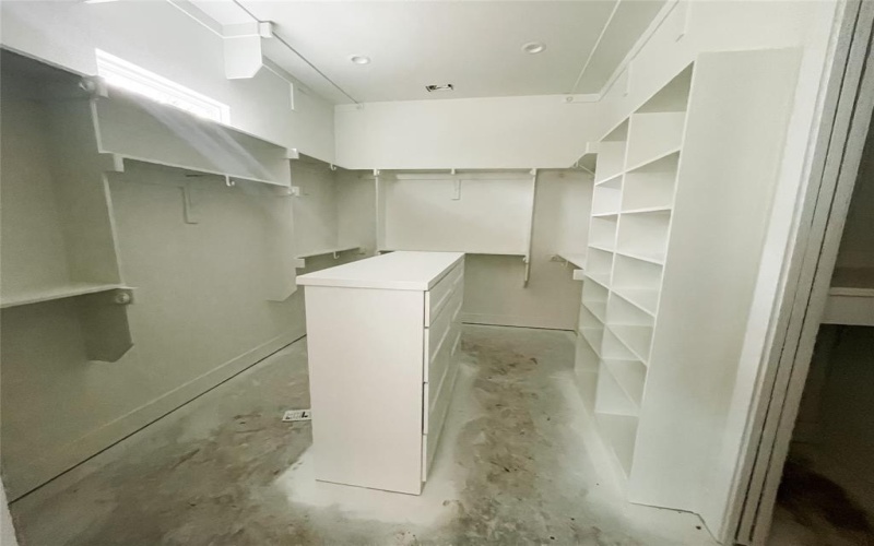 4072 County Road 711d, Cleburne, TX 76031, 5 Bedrooms Bedrooms, ,3 BathroomsBathrooms,Residential,For Sale,4072 County Road 711d,20262231
