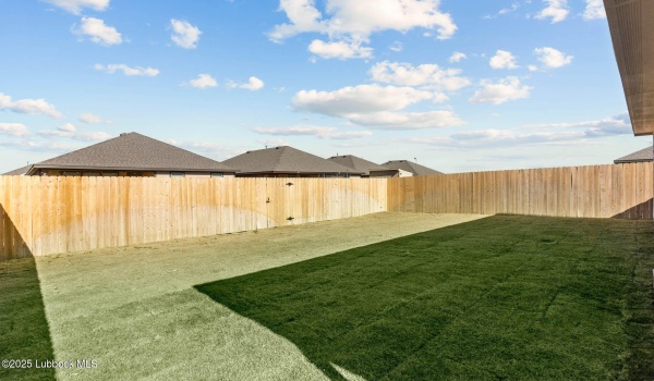 7820 92nd Street, Lubbock, TX 79424, 4 Bedrooms Bedrooms, ,2 BathroomsBathrooms,Residential,For Sale,7820 92nd Street,202554299