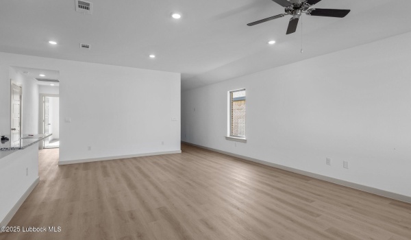 7820 92nd Street, Lubbock, TX 79424, 4 Bedrooms Bedrooms, ,2 BathroomsBathrooms,Residential,For Sale,7820 92nd Street,202554299