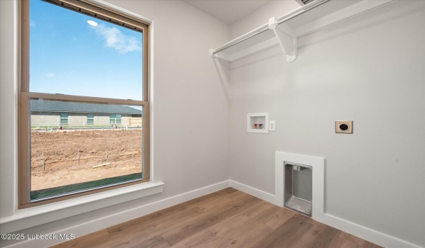 3006 140th Street, Lubbock, TX 79423, 4 Bedrooms Bedrooms, ,2 BathroomsBathrooms,Residential,For Sale,3006 140th Street,202554318