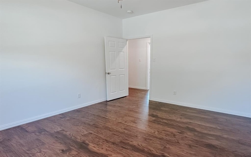301 SW 6th Street, Kerens, TX 75144, 3 Habitaciones Habitaciones , ,2 BañosBaños,Residential,En Venta,301 SW 6th Street,20306561