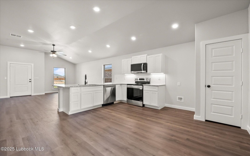 2228 133rd Street, Lubbock, TX 79423, 3 Bedrooms Bedrooms, ,2 BathroomsBathrooms,Residential,For Sale,2228 133rd Street,202554323