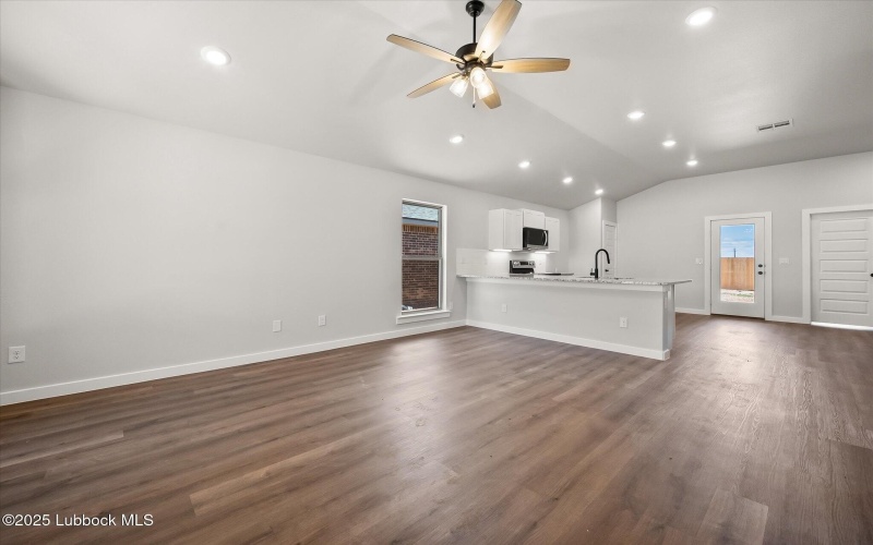 2228 133rd Street, Lubbock, TX 79423, 3 Bedrooms Bedrooms, ,2 BathroomsBathrooms,Residential,For Sale,2228 133rd Street,202554323