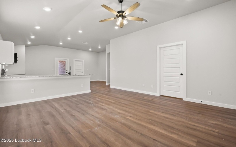 2228 133rd Street, Lubbock, TX 79423, 3 Bedrooms Bedrooms, ,2 BathroomsBathrooms,Residential,For Sale,2228 133rd Street,202554323