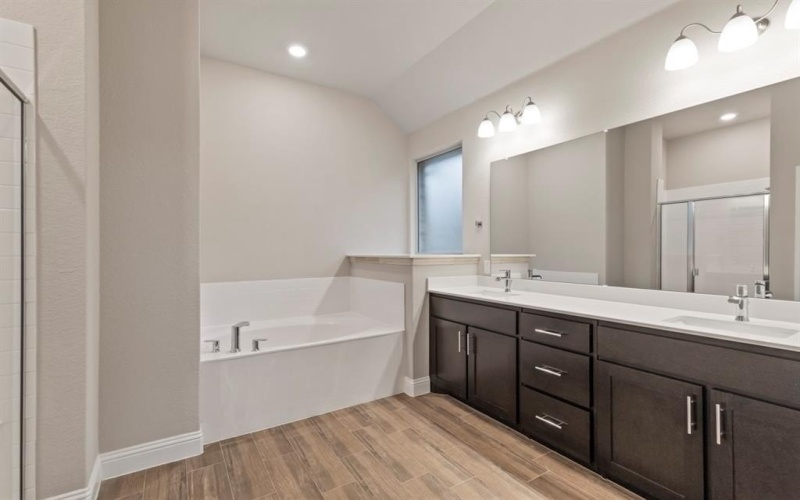 3810 MILLCREEK Drive, Midlothian, TX 76065, 4 Habitaciones Habitaciones , ,2 BañosBaños,Residential,En Venta,3810 MILLCREEK Drive,20315649