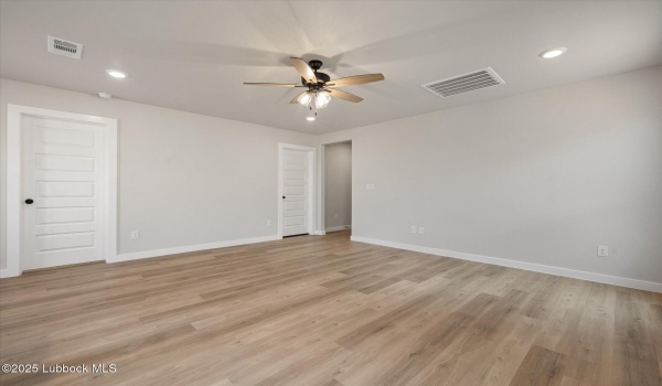 14507 Paris Avenue, Lubbock, TX 79423, 2 Bedrooms Bedrooms, ,2 BathroomsBathrooms,Residential,For Sale,14507 Paris Avenue,202554420