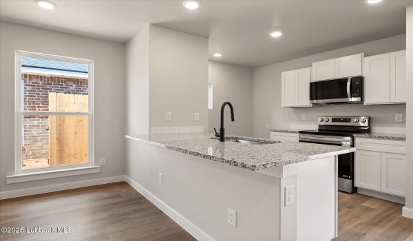 14507 Paris Avenue, Lubbock, TX 79423, 2 Bedrooms Bedrooms, ,2 BathroomsBathrooms,Residential,For Sale,14507 Paris Avenue,202554420