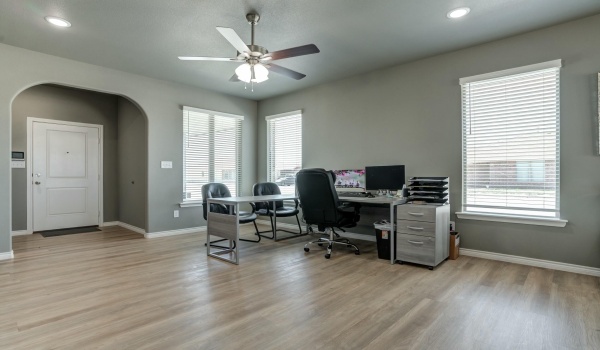 6928 11th Street, Lubbock, TX 79416, 3 Bedrooms Bedrooms, ,2 BathroomsBathrooms,Residential,For Sale,6928 11th Street,202553311