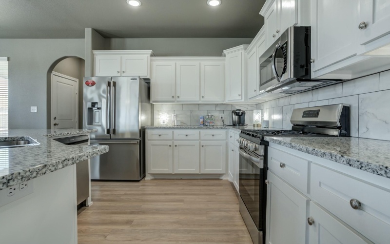 6928 11th Street, Lubbock, TX 79416, 3 Bedrooms Bedrooms, ,2 BathroomsBathrooms,Residential,For Sale,6928 11th Street,202553311