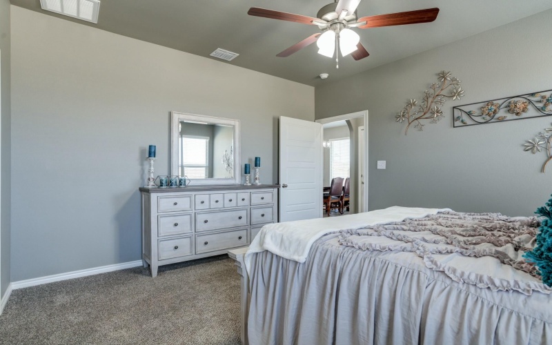 6928 11th Street, Lubbock, TX 79416, 3 Bedrooms Bedrooms, ,2 BathroomsBathrooms,Residential,For Sale,6928 11th Street,202553311